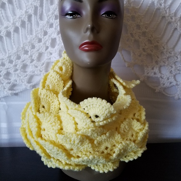 Crochet, Ascot, Scarf, Cowl - Picture 2 of 8